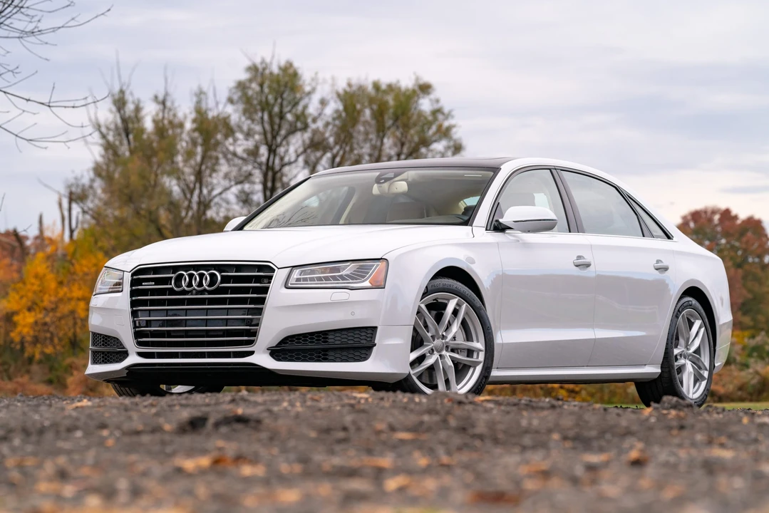 2017 Audi D4 A8 - Image 4 of 31