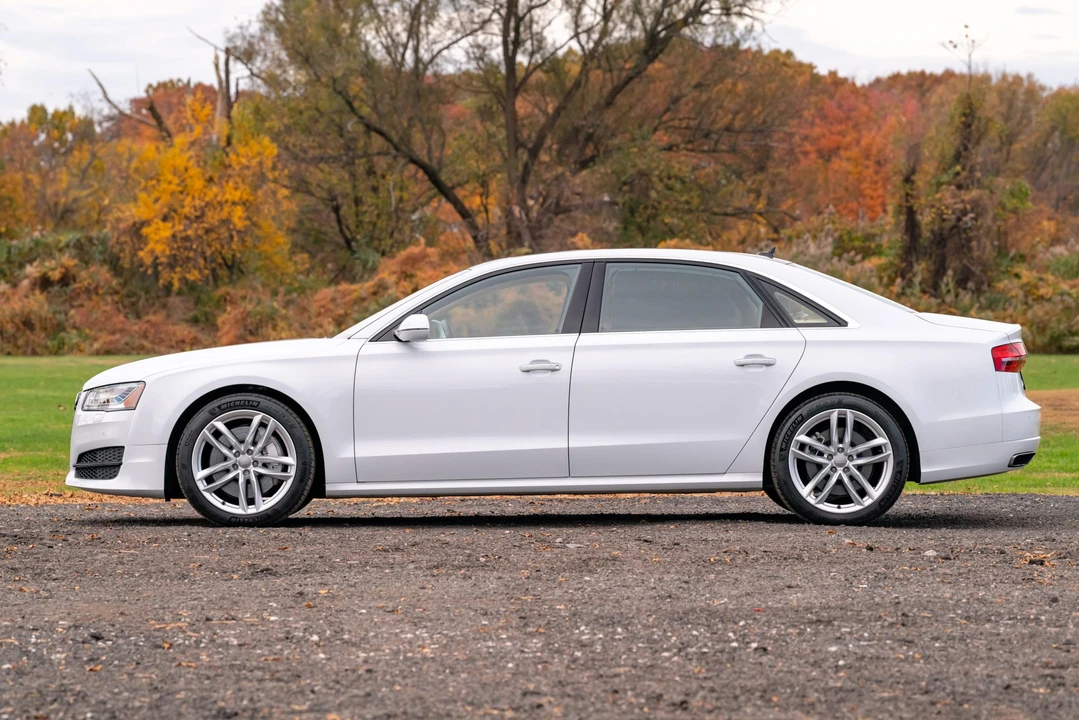 2017 Audi D4 A8 - Image 9 of 31