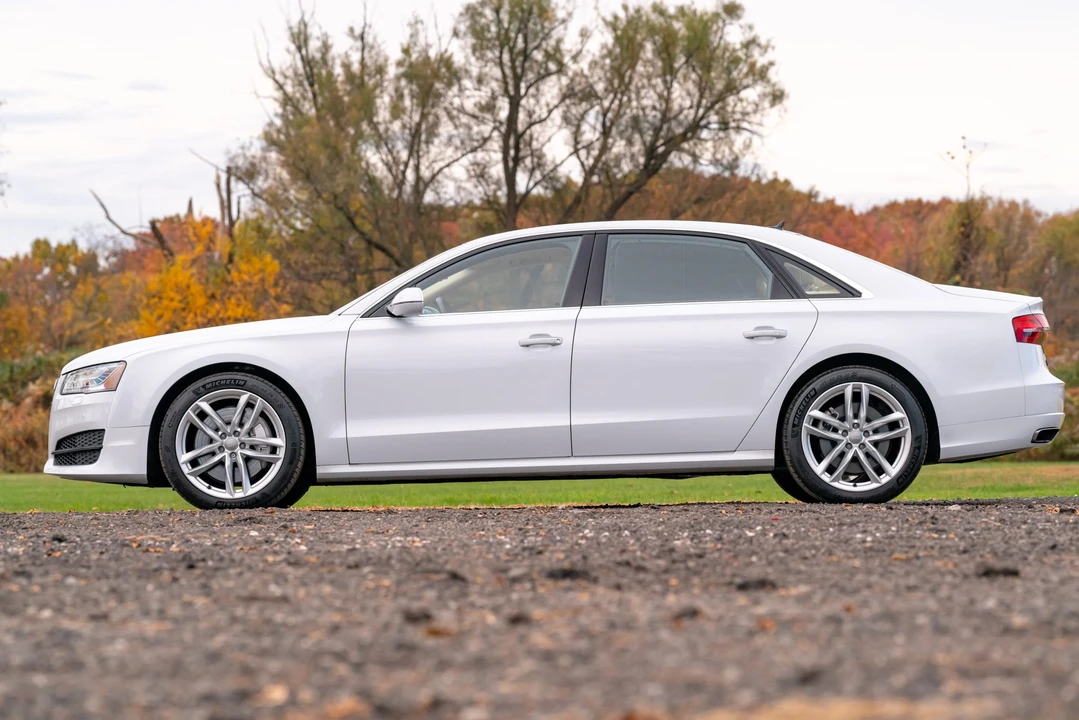 2017 Audi D4 A8 - Image 10 of 31