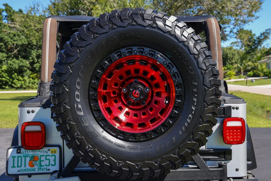 2006 Jeep TJ Wrangler - Image 18 of 31