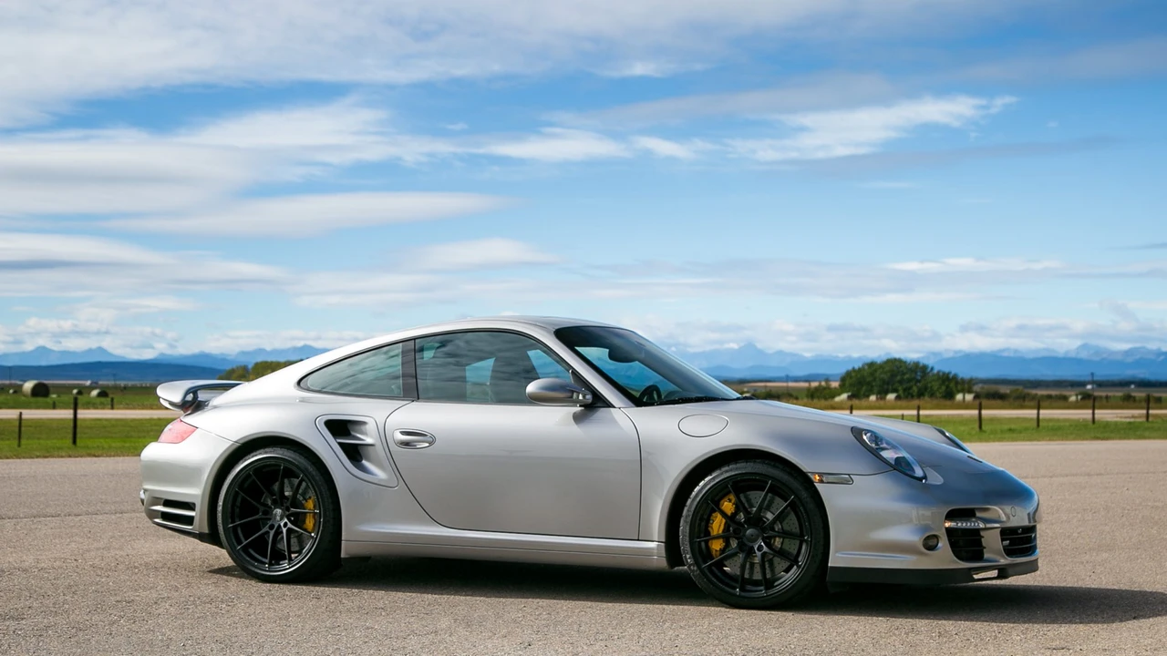 2007 Porsche 997 Turbo - Image 11 of 31