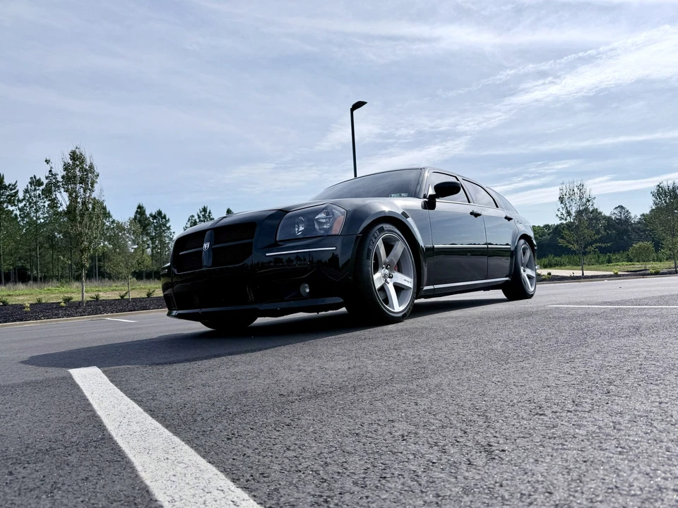 2006 Dodge Magnum SRT8 2nd Gen - Image 3 of 31