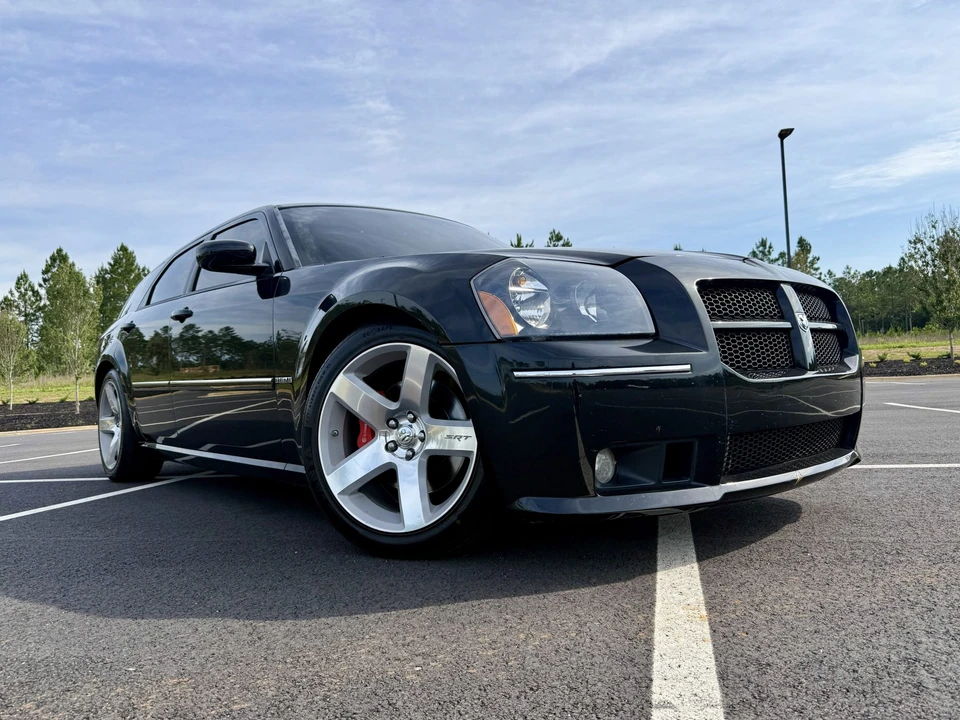 2006 Dodge Magnum SRT8 2nd Gen - Image 10 of 31