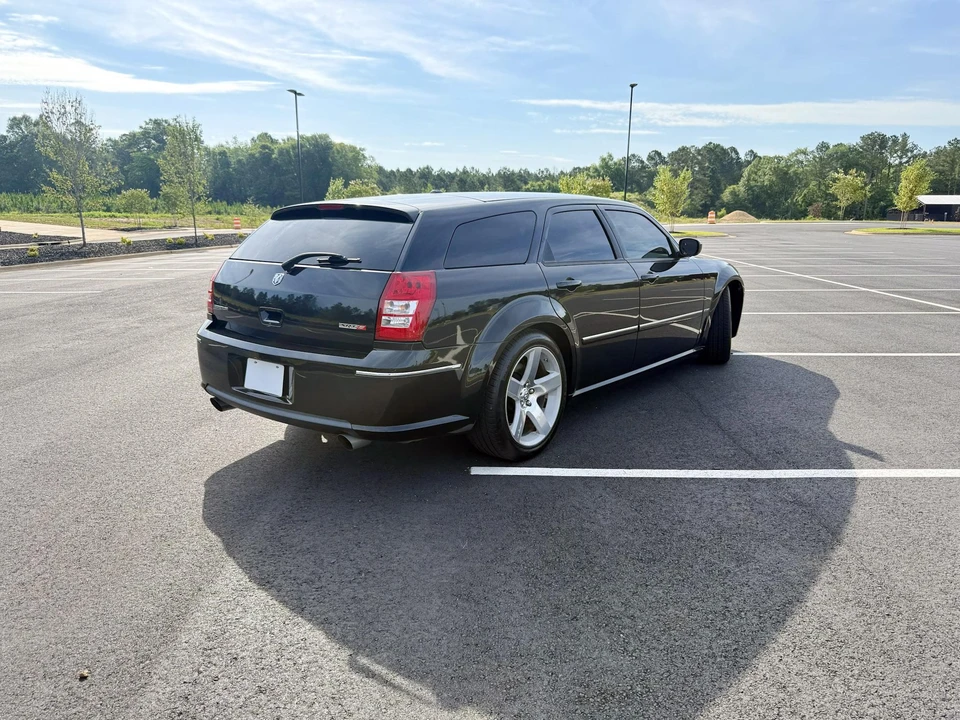 2006 Dodge Magnum SRT8 2nd Gen - Image 14 of 31
