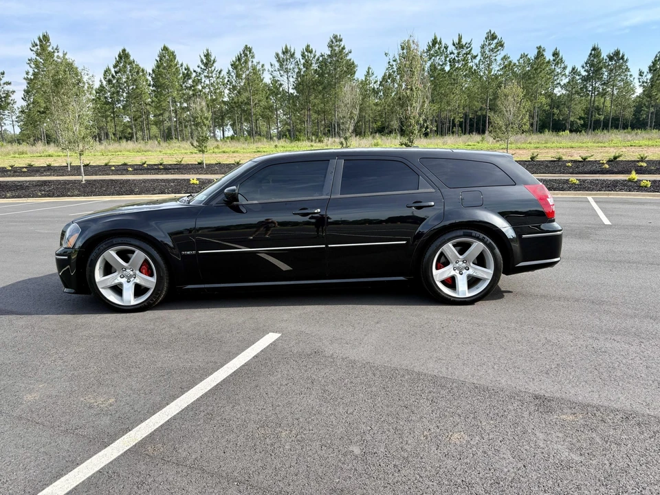 2006 Dodge Magnum SRT8 2nd Gen - Image 18 of 31
