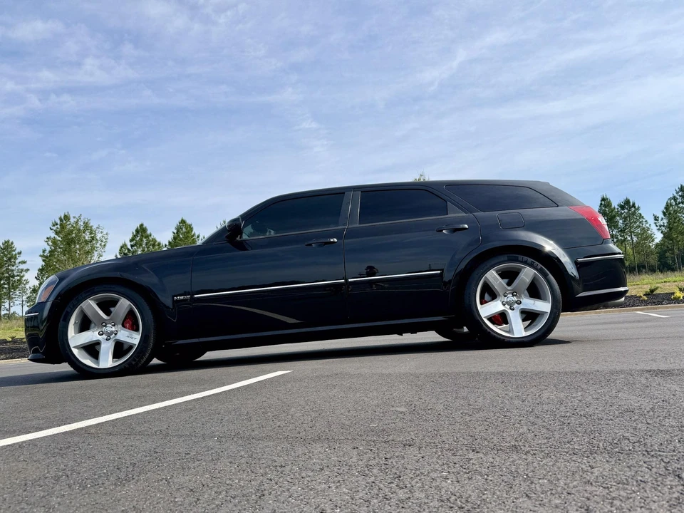 2006 Dodge Magnum SRT8 2nd Gen - Image 19 of 31