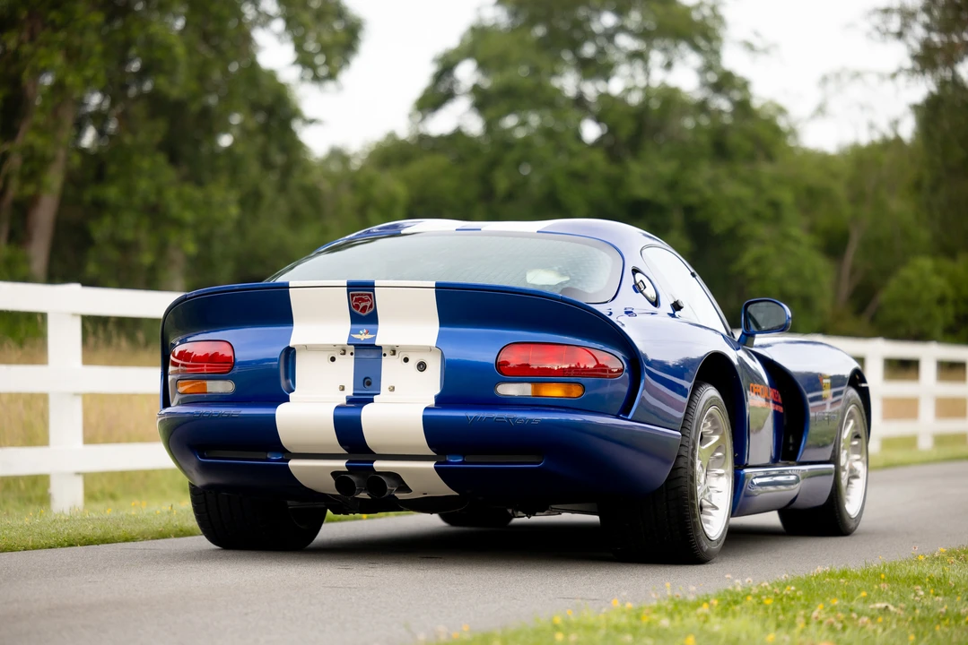 1996 Dodge Viper GTS 2nd Gen - Image 21 of 31