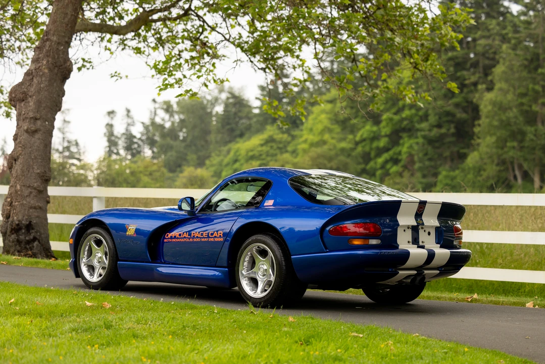 1996 Dodge Viper GTS 2nd Gen - Image 26 of 31