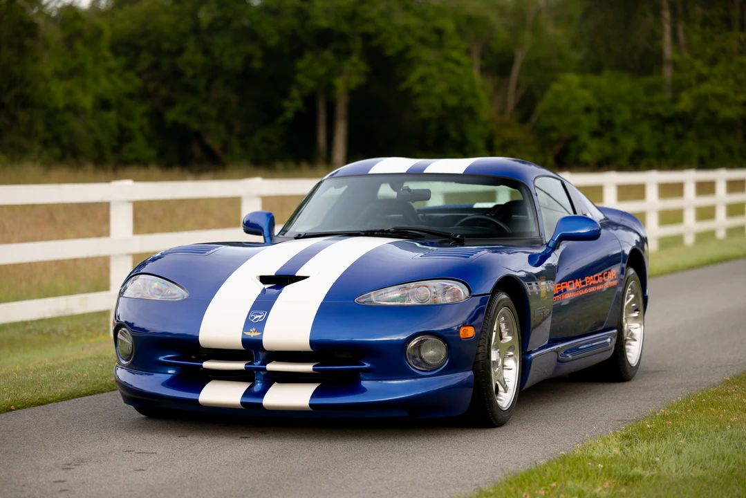 1996 Dodge Viper GTS 2nd Gen - Image 9 of 31