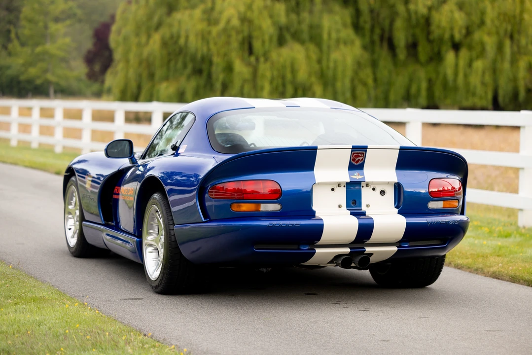1996 Dodge Viper GTS 2nd Gen - Image 25 of 31