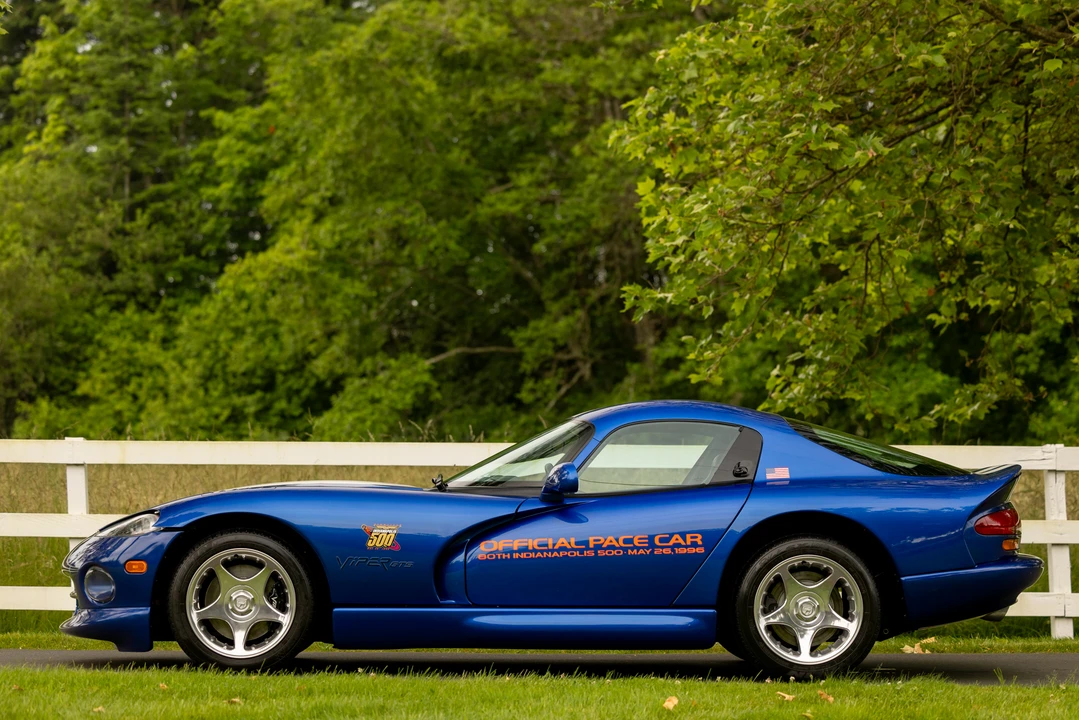1996 Dodge Viper GTS 2nd Gen - Image 28 of 31