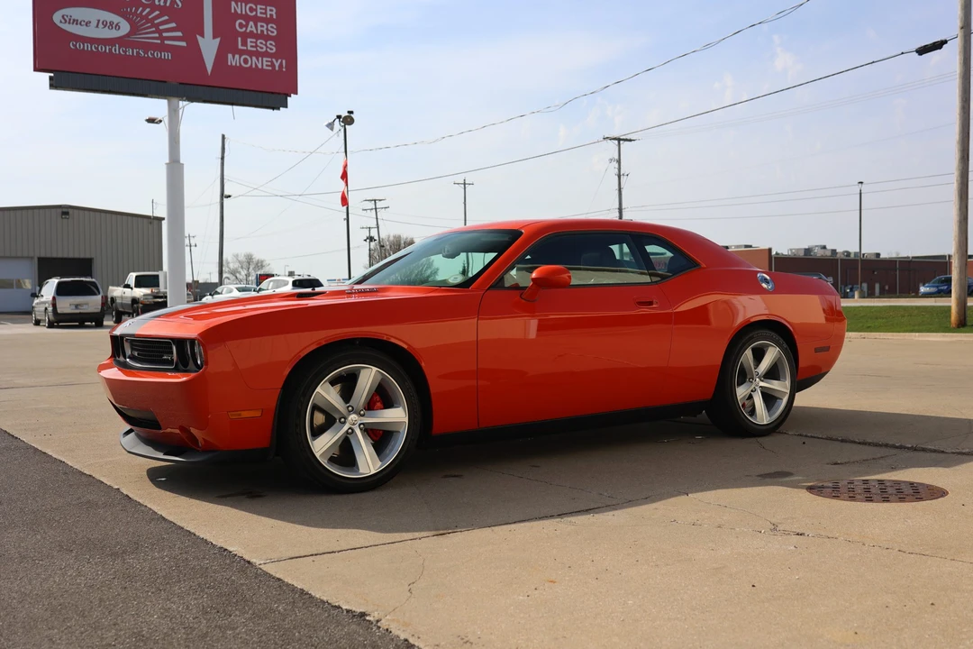 2008 Dodge Challenger SRT8 & 392 3rd Gen - Image 16 of 31