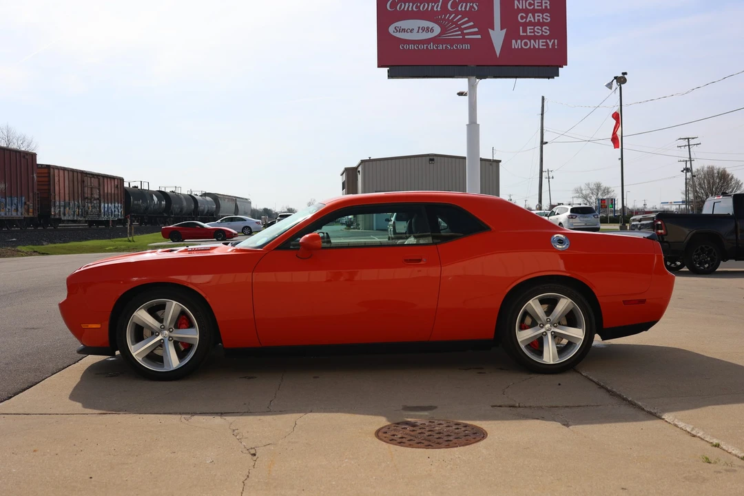2008 Dodge Challenger SRT8 & 392 3rd Gen - Image 15 of 31