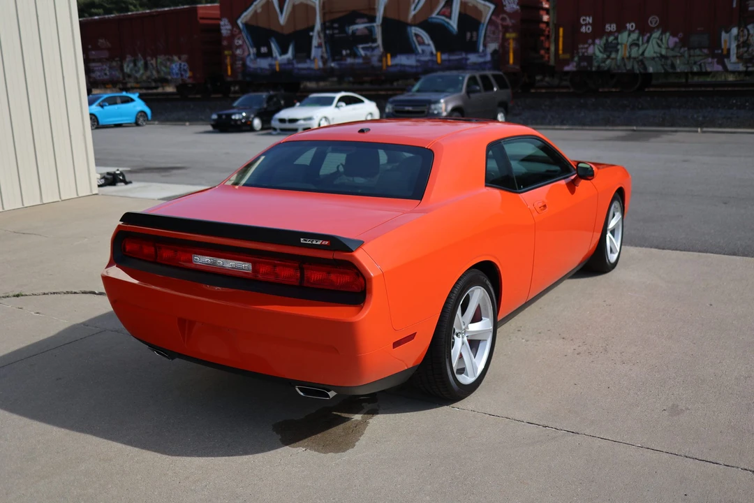 2008 Dodge Challenger SRT8 & 392 3rd Gen - Image 9 of 31