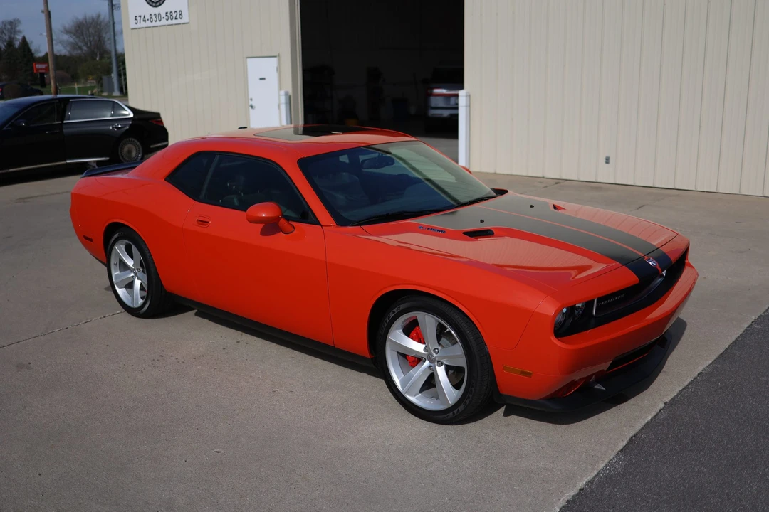 2008 Dodge Challenger SRT8 & 392 3rd Gen - Image 4 of 31