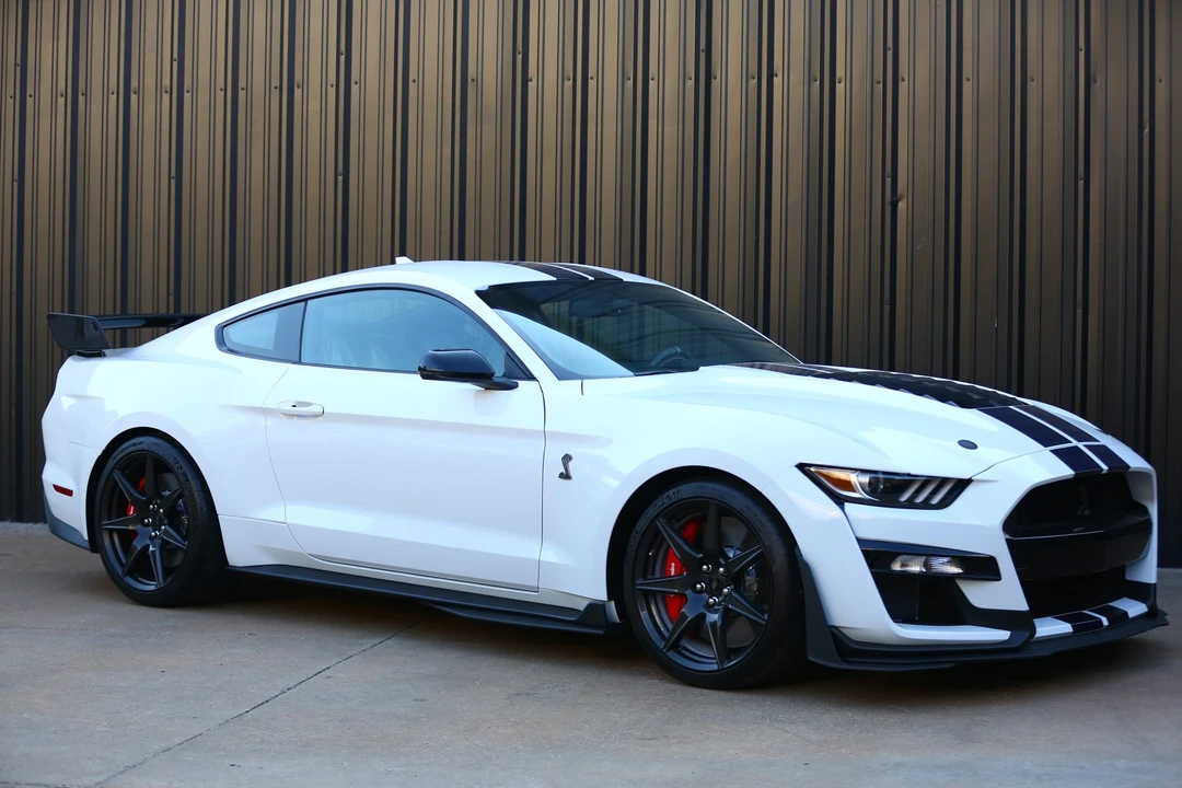 2022 Ford S550 Shelby Mustang GT500 - Image 2 of 31