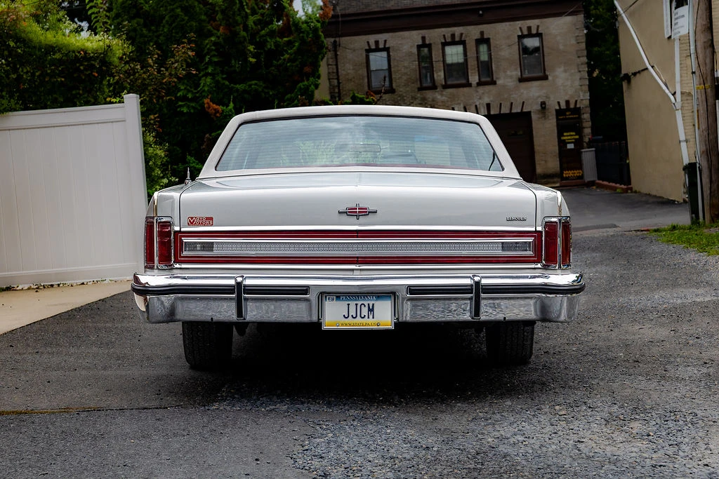 1979 Lincoln Town Car - Image 14 of 31