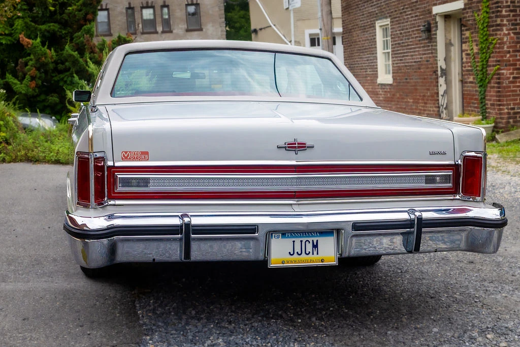1979 Lincoln Town Car - Image 16 of 31