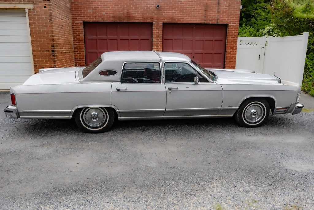 1979 Lincoln Town Car - Image 8 of 31