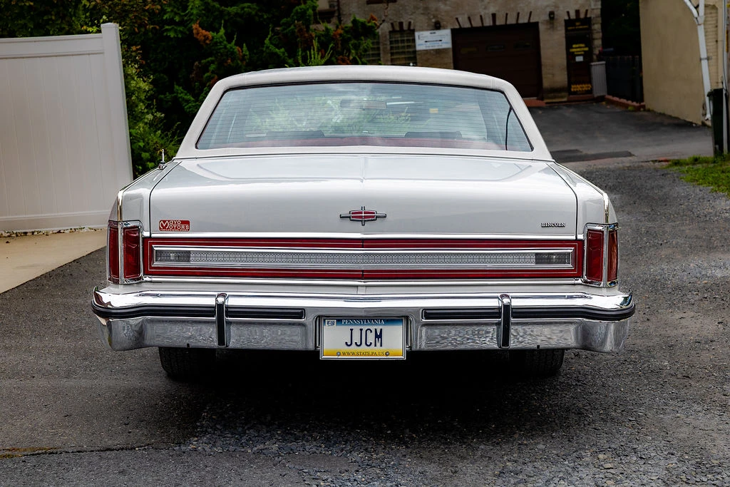 1979 Lincoln Town Car - Image 15 of 31