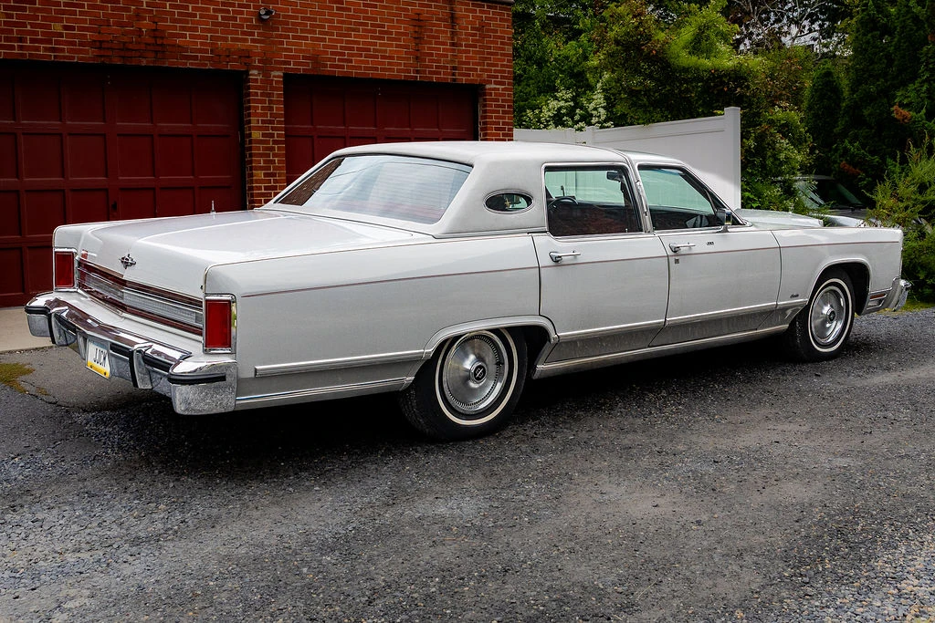 1979 Lincoln Town Car - Image 9 of 31