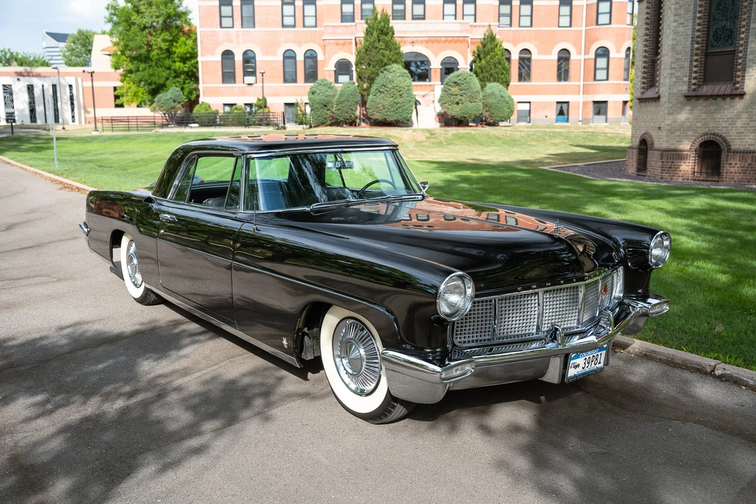1956 Lincoln Continental Mark II - Image 24 of 31