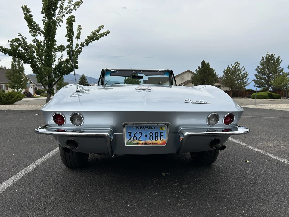 1965 Chevrolet Corvette C2 - Image 10 of 31