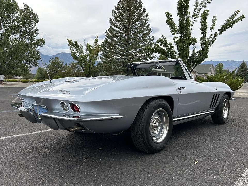 1965 Chevrolet Corvette C2 - Image 13 of 31