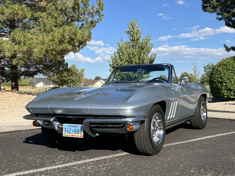 1965 Chevrolet Corvette C2 - Image 5 of 31