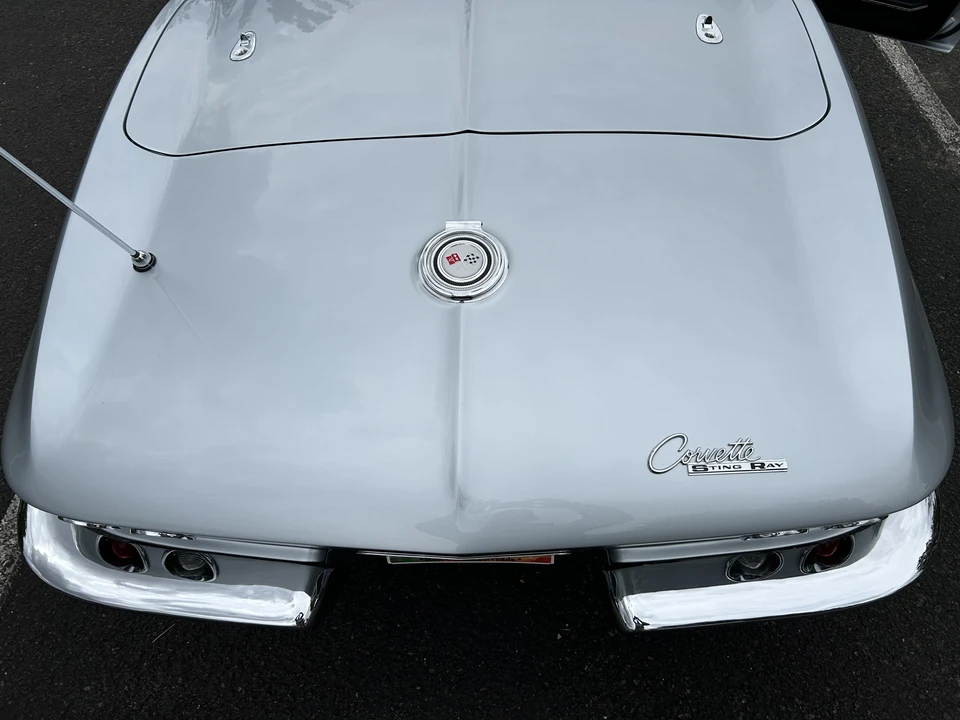 1965 Chevrolet Corvette C2 - Image 12 of 31