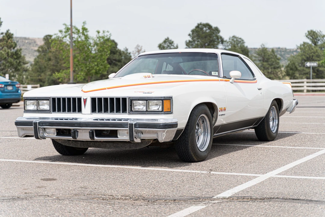 1977 Pontiac LeMans 4th+ Gen - Image 2 of 31