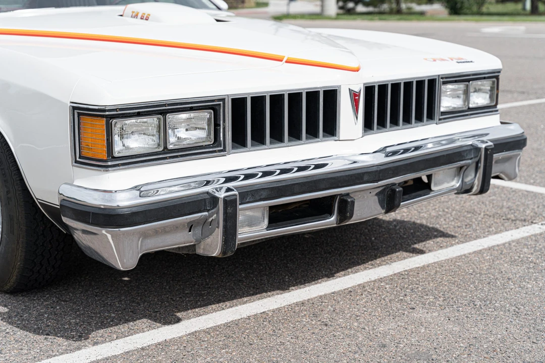 1977 Pontiac LeMans 4th+ Gen - Image 10 of 31
