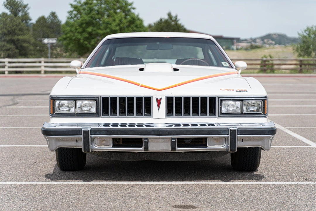 1977 Pontiac LeMans 4th+ Gen - Image 3 of 31