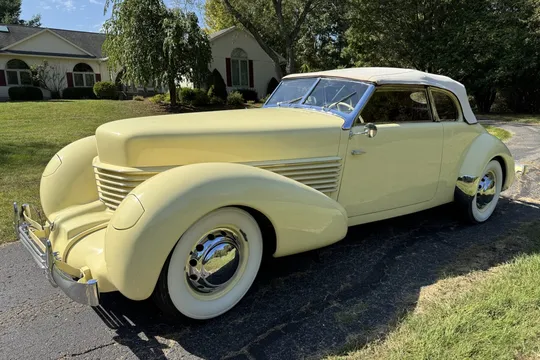 1936 Cord 810 Phaeton