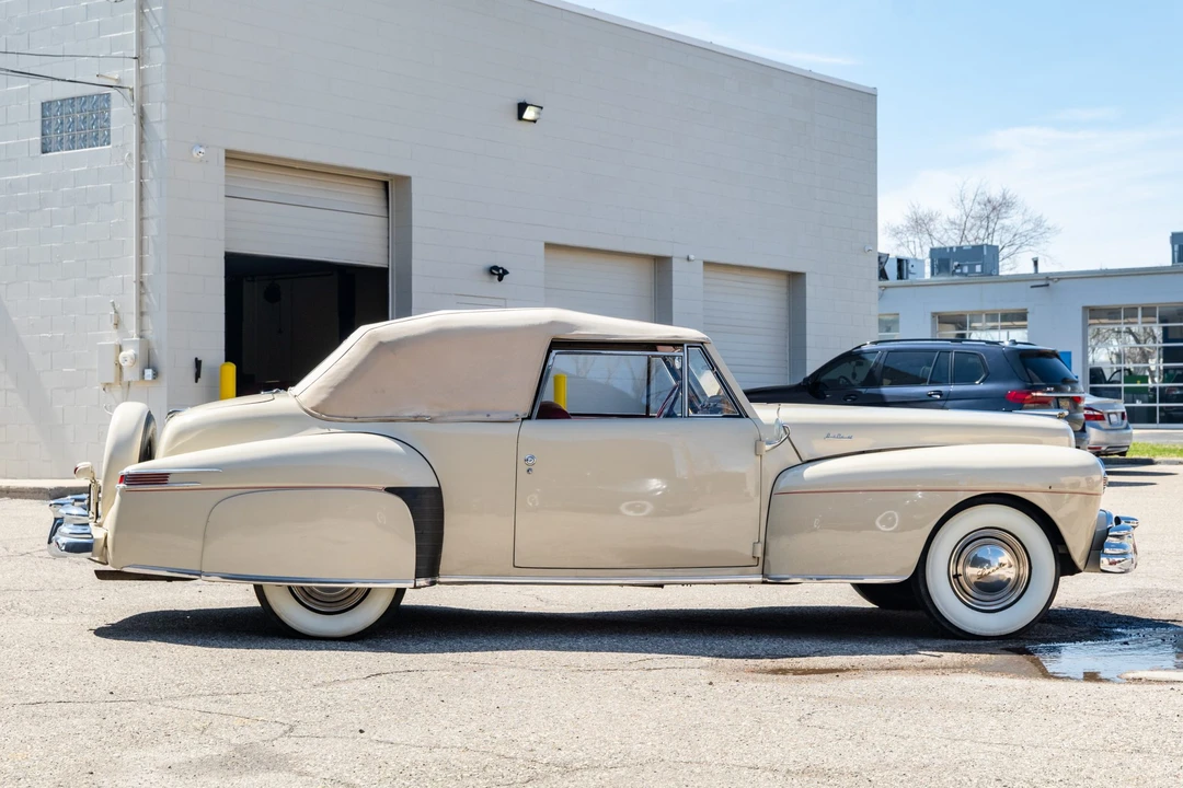 1947 Lincoln Continental 1st Gen - Image 4 of 31