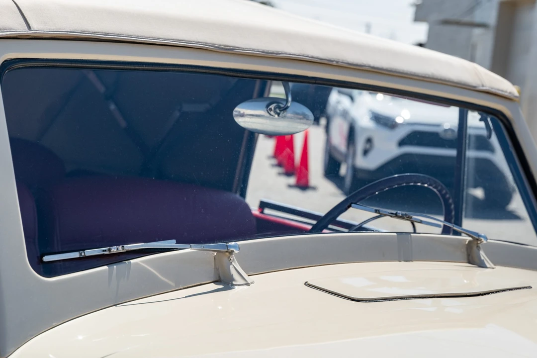1947 Lincoln Continental 1st Gen - Image 15 of 31