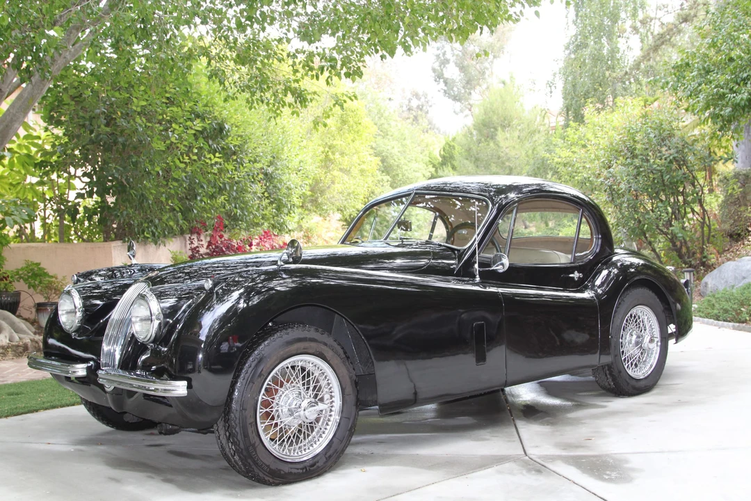 1953 Jaguar XK120 FHC Coupe - Image 9 of 31