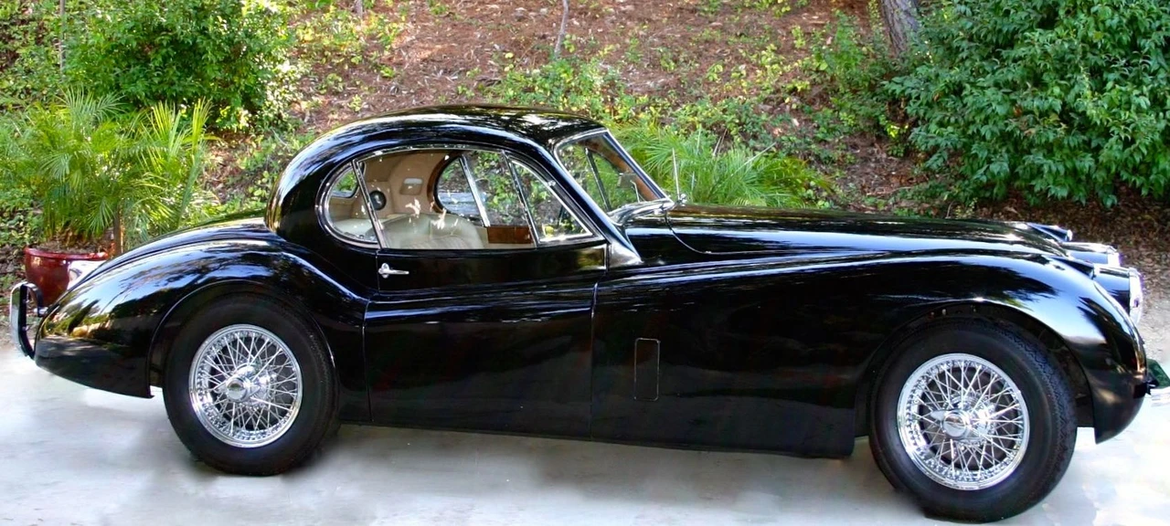 1953 Jaguar XK120 FHC Coupe - Image 12 of 31
