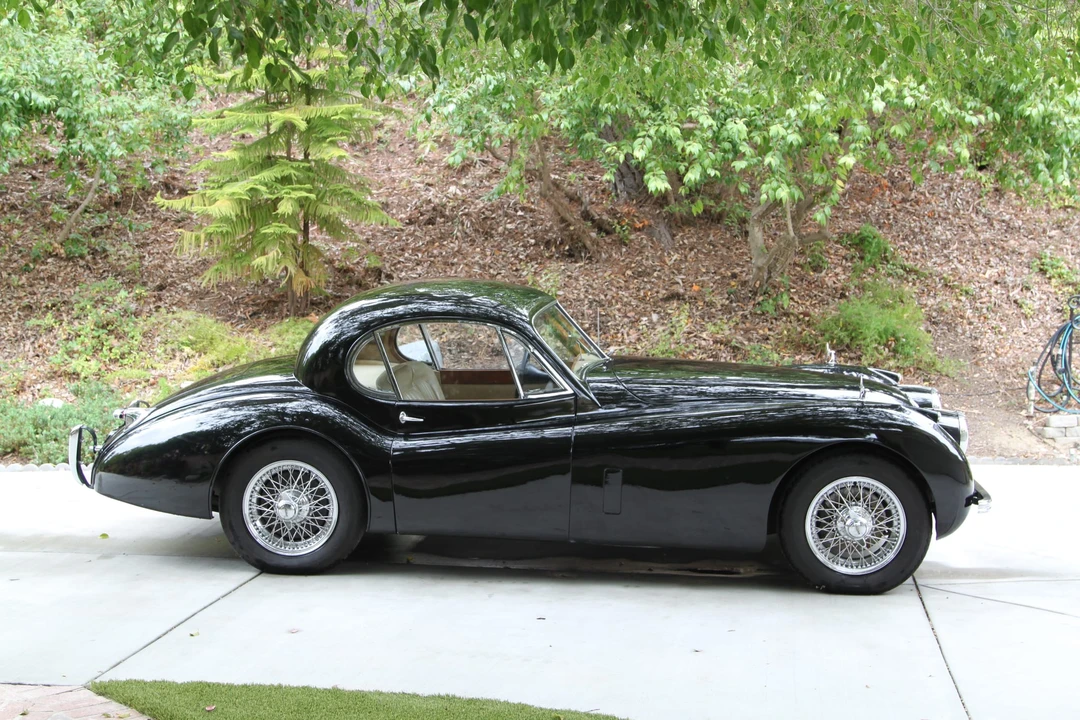 1953 Jaguar XK120 FHC Coupe - Image 5 of 31