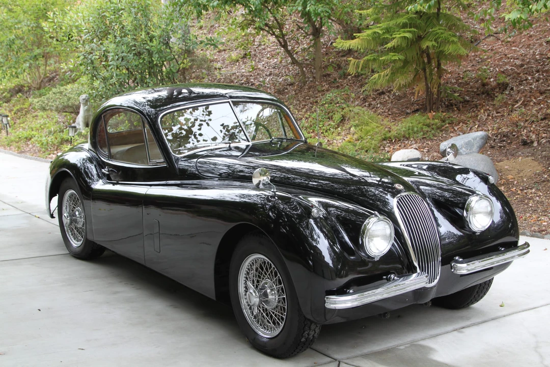 1953 Jaguar XK120 FHC Coupe - Image 4 of 31