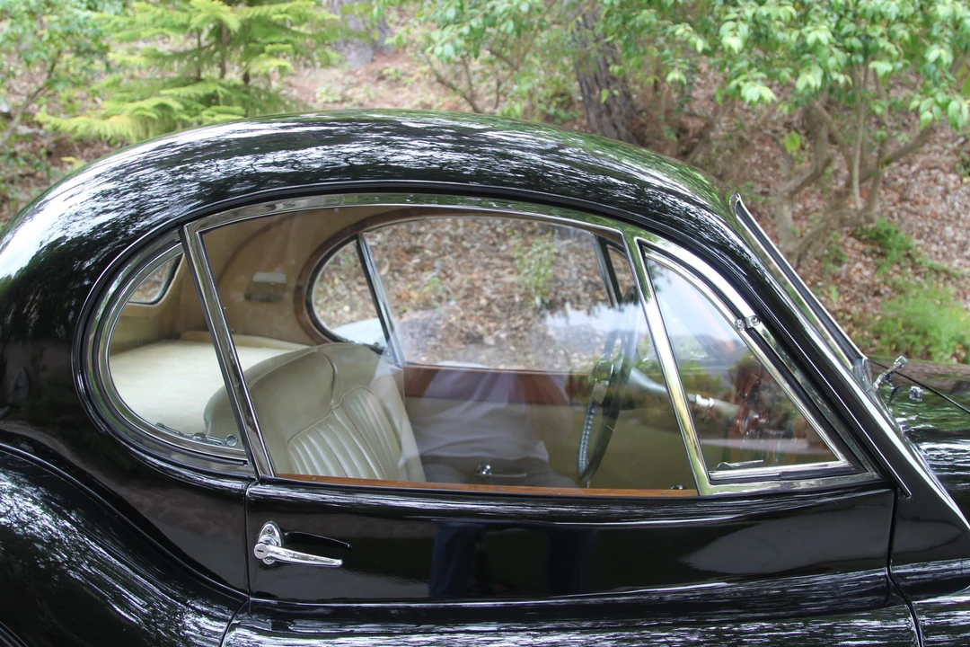 1953 Jaguar XK120 FHC Coupe - Image 14 of 31