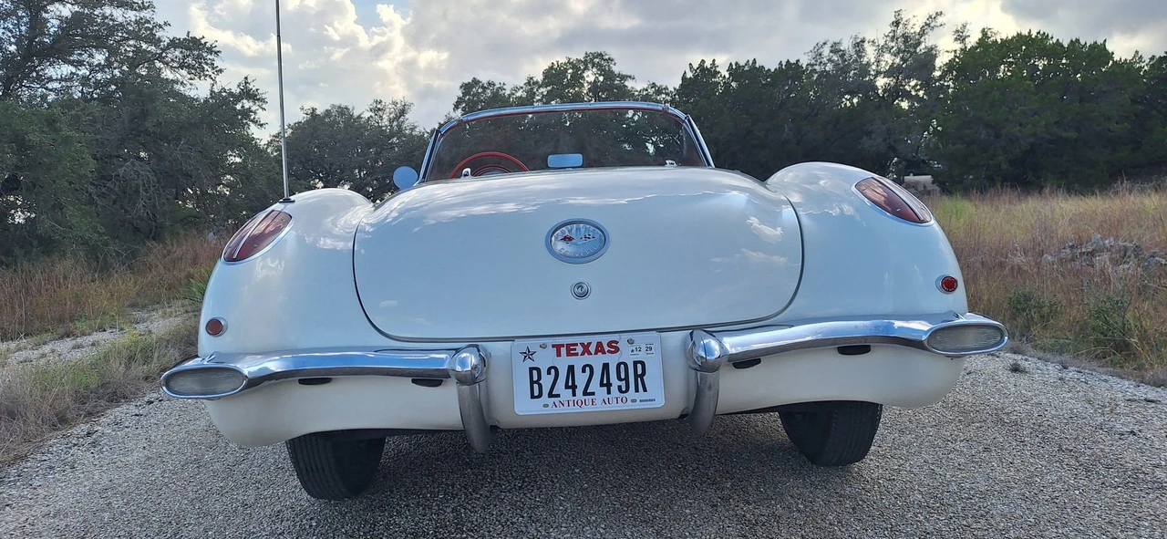 1959 Chevrolet Corvette C1 - Image 9 of 31