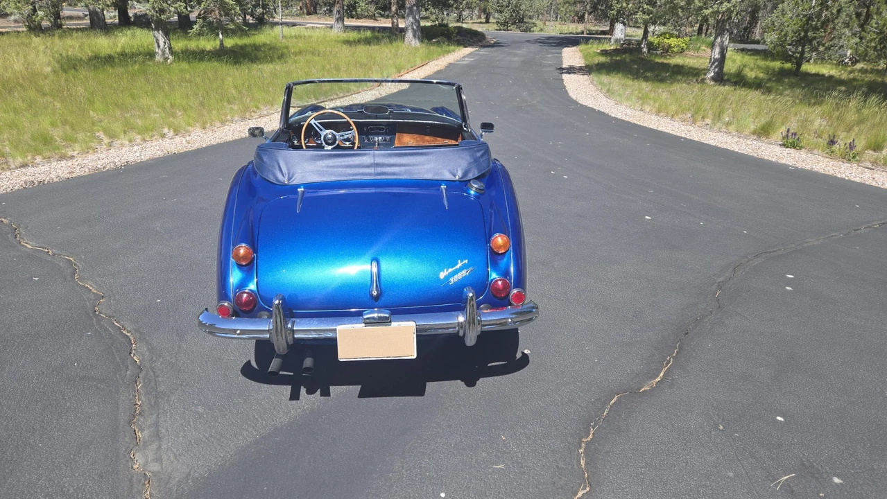 1967 Austin-Healey 3000 Mark III - Image 16 of 31