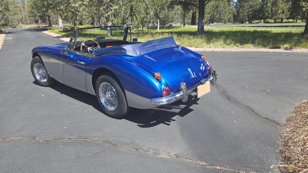 1967 Austin-Healey 3000 Mark III - Image 17 of 31