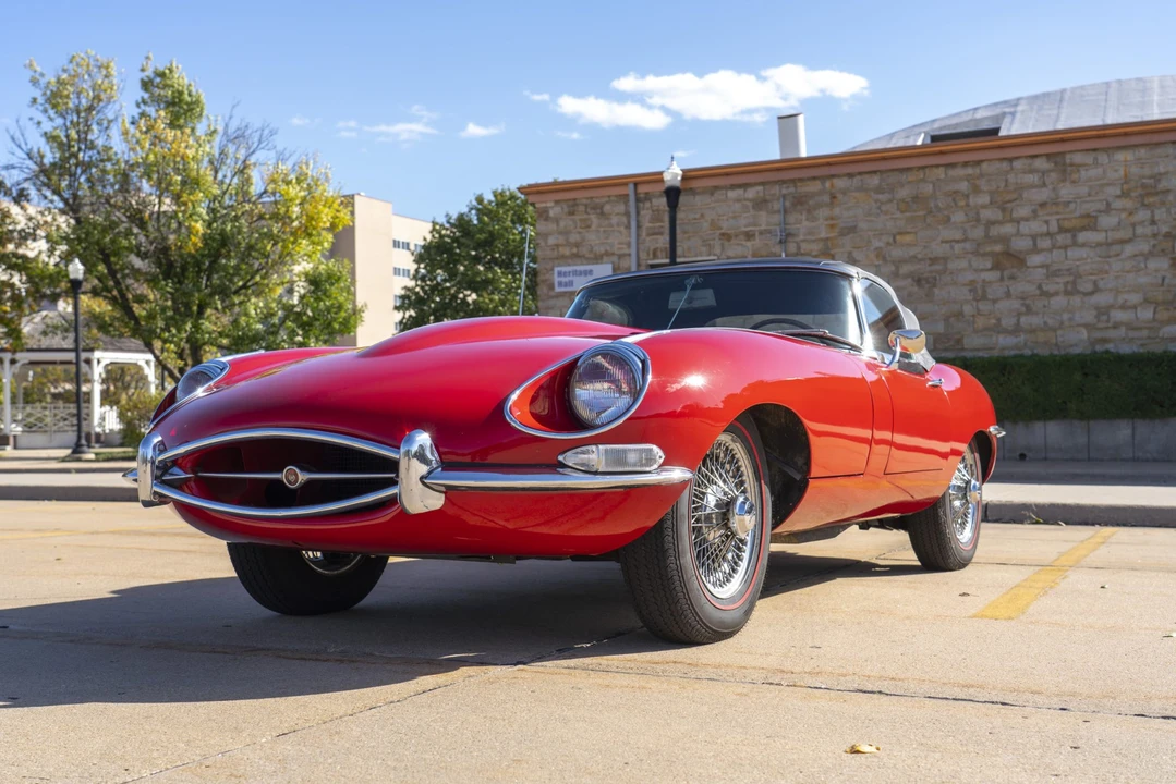 1968 Jaguar E-Type Series 1 - Image 14 of 31