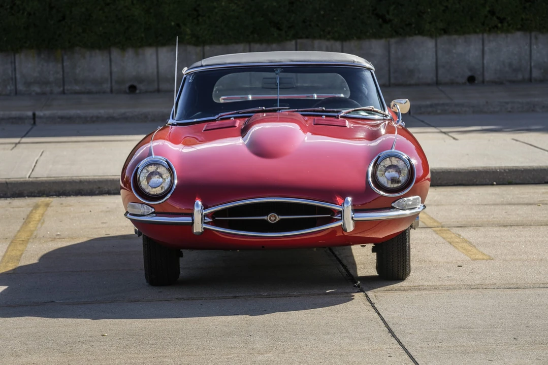 1968 Jaguar E-Type Series 1 - Image 18 of 31