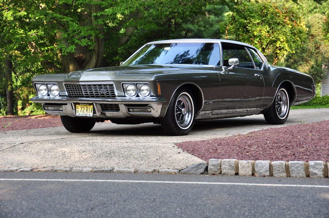 1972 Buick Riviera Boattail 3rd Gen - Image 2 of 31