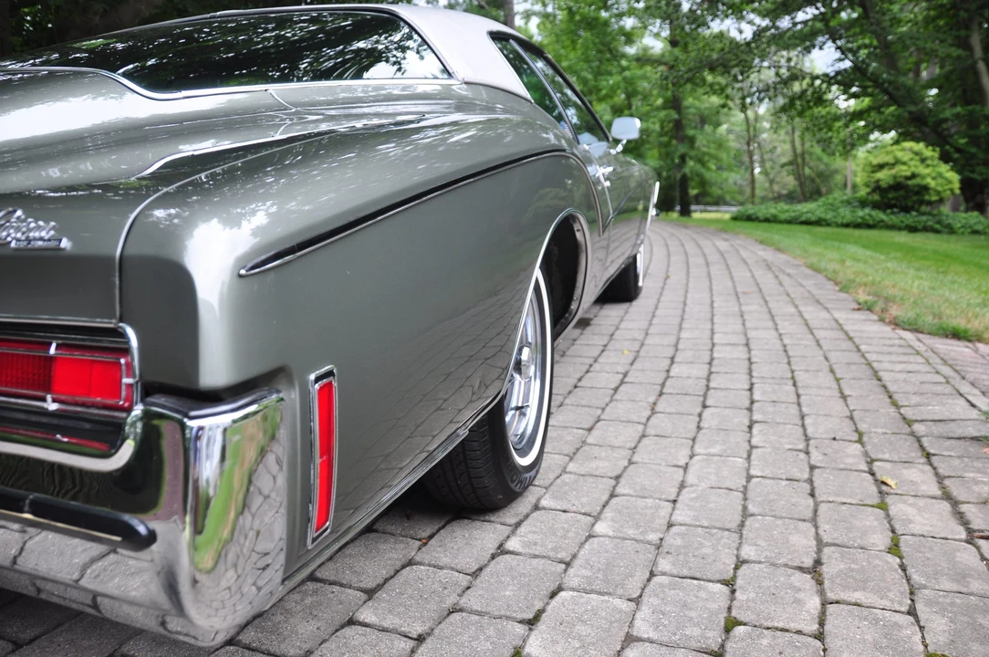 1972 Buick Riviera Boattail 3rd Gen - Image 27 of 31