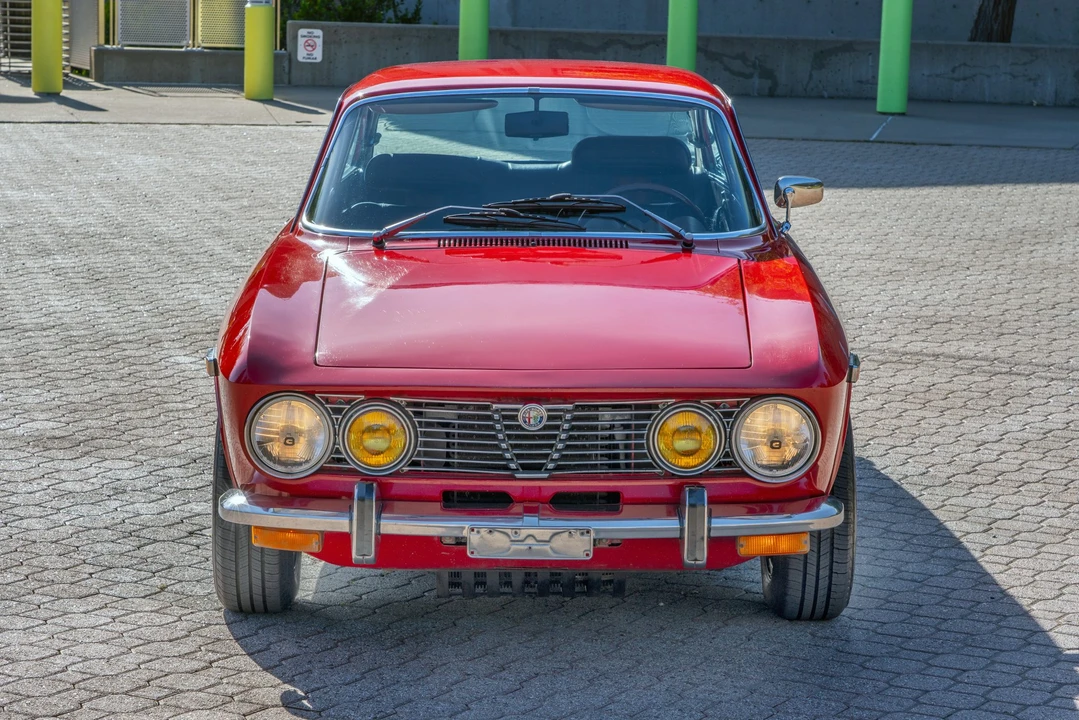 1974 Alfa Romeo 2000 GT Veloce - Image 5 of 31