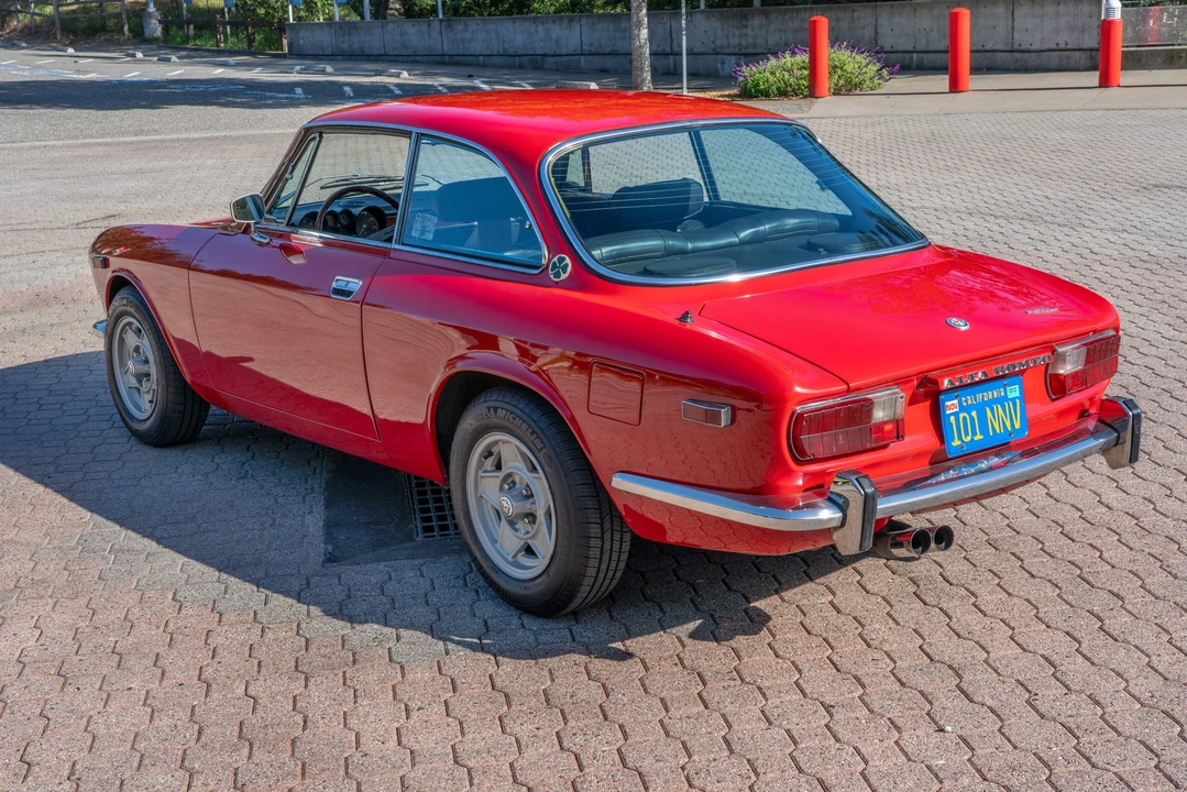 1974 Alfa Romeo 2000 GT Veloce - Image 7 of 31